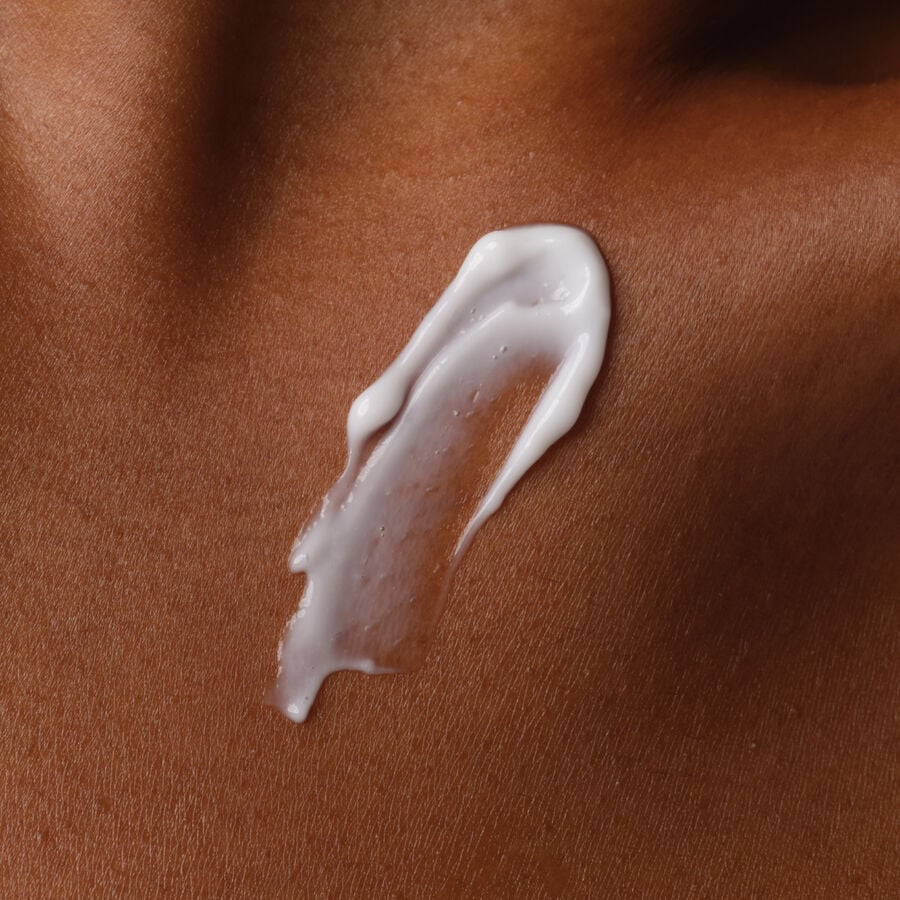 natural-moisturizing-factors-inulin-body-lotion-e2 ORD-Body-Care-Bundles-Brief-NMF-application-shot.jpg